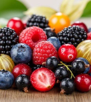 Discover the antioxidant-packed potential of berries beyond blueberries, exploring their unique benefits, nutrients, and simple ways to add them to your daily routine.