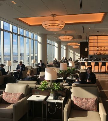 Explore United Airlines' new Denver lounge—a modern, spacious retreat with local Colorado flair and premium amenities for all travelers.